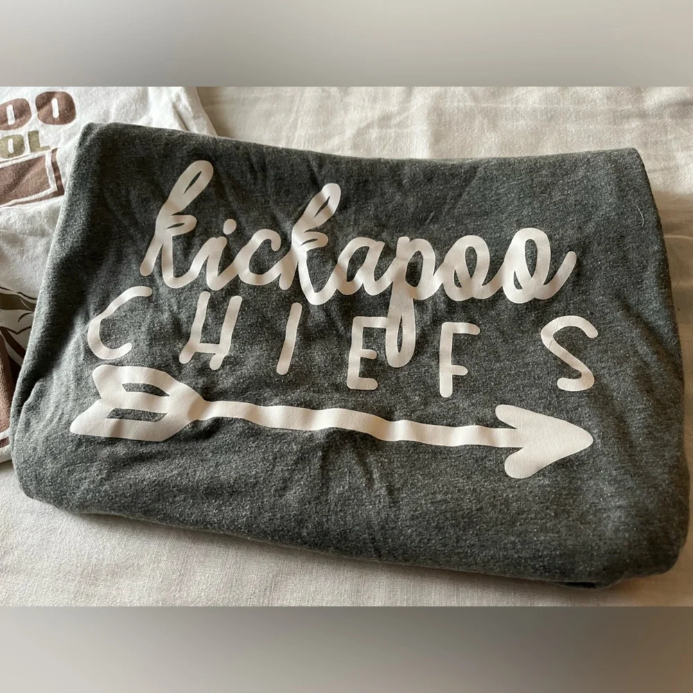 Kickapoo size medium Tees - Picture 3 of 4